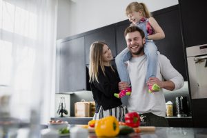 due genitori e una bambina